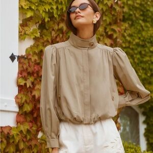 Astr The Label Estero Gathered Sleeve Bomber Jacket new nvr worn sz large! Offer